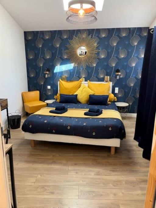 Chambre Spacieuse A 迪纳尔 外观 照片
